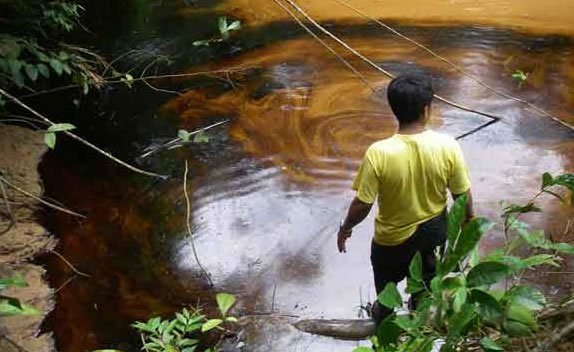 Derrame río Corrientes. Foto: Feconaco