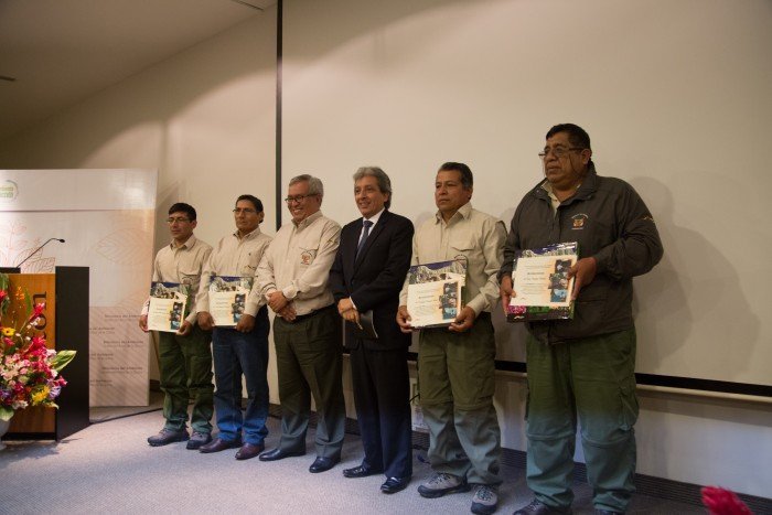 Reconocimiento del Minam y Senanp para guardaparques destacados. 