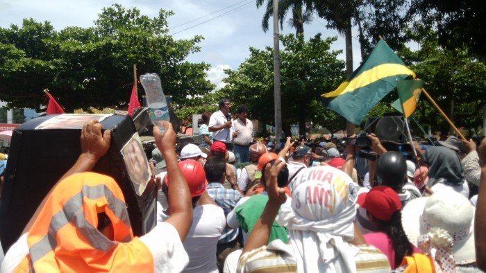 El gobernador de la región, Luis Otsuka, se sumó al paro junto a todas las autoridades de Madre de Dios.