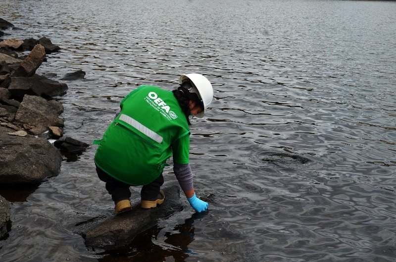 Contaminación laguna Cusco