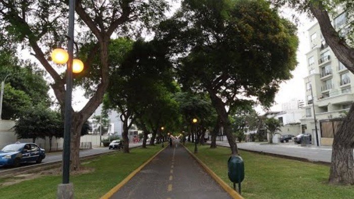 avenida salaverry_panoramio
