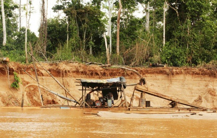 reserva_nacional_tambopata_madre_dios_mineria_01