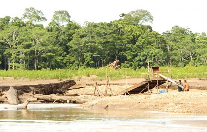 reserva_nacional_tambopata_madre_dios_mineria_08
