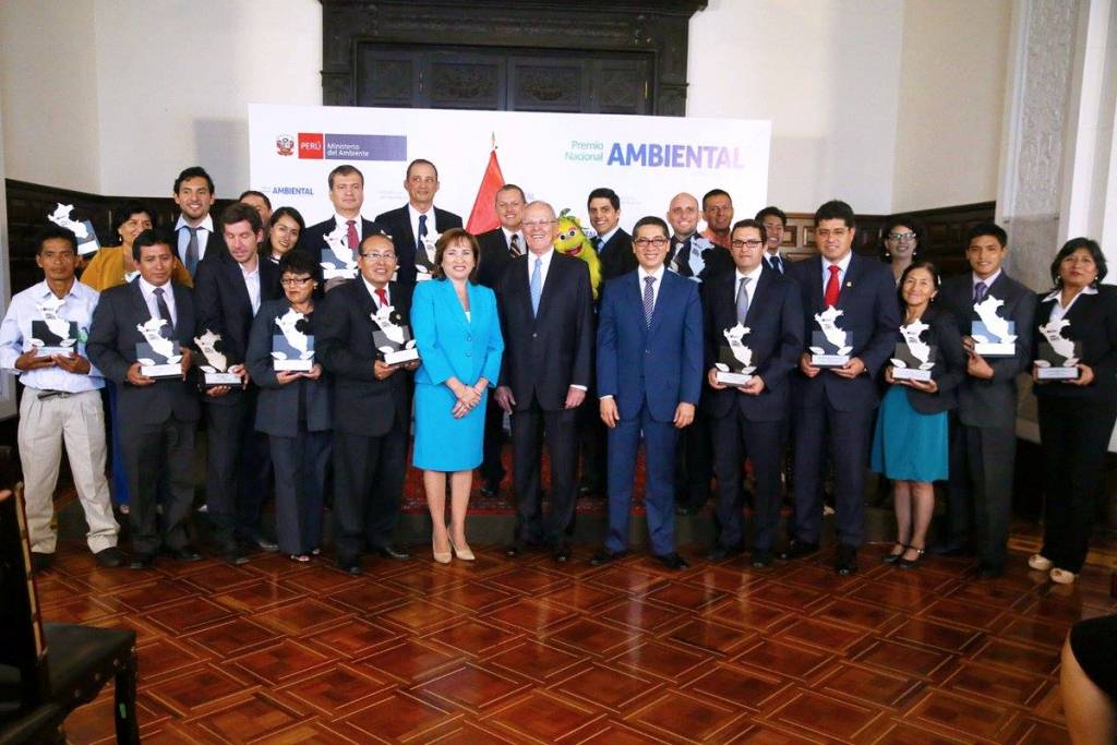 ganadores-del-premio-nacional-ambiental-iqt