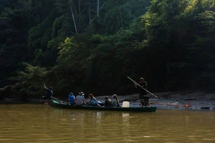 Expedicion-Bote-Rostro-Harakbut-Diego-Perez-SPDA